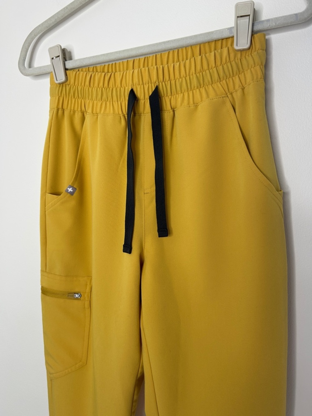 Zamora High-Rise Jogger Scrub Pant Gold Yellow Size XS Petite - Picture 6 of 9